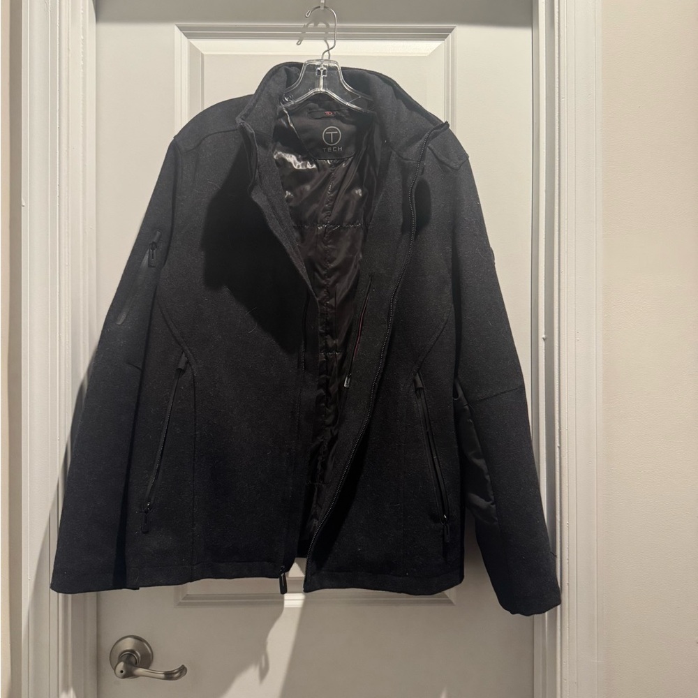 Men’s Tumi Tech Coat-L